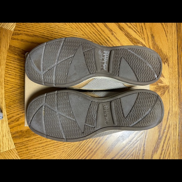 Sperry - Picture 6 of 6